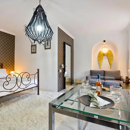 Zeta's Mandouki, Port Апартаменты Corfu (city)